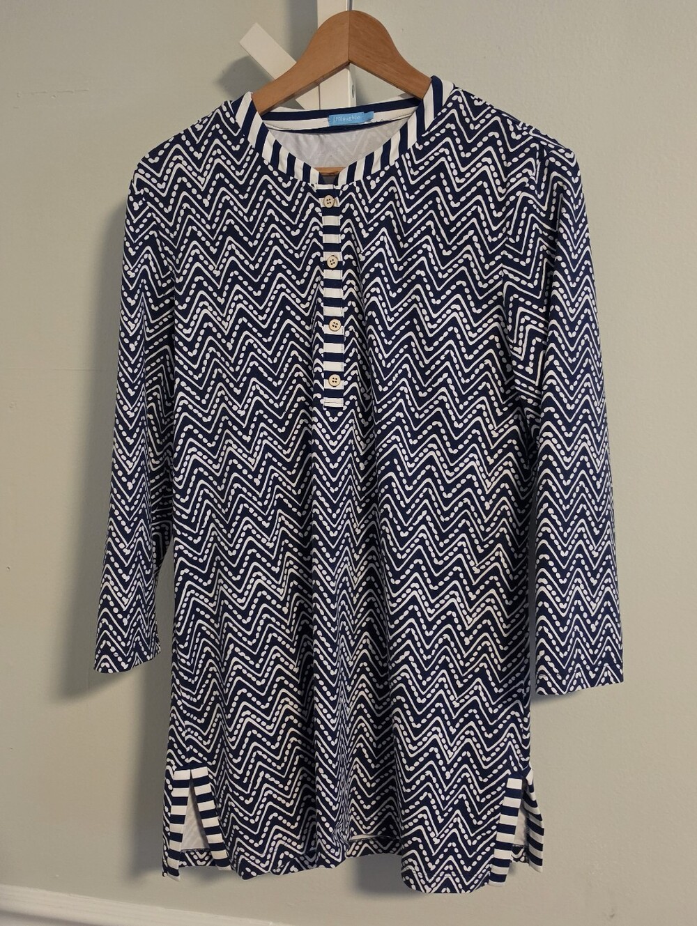 J.McLaughlin Navy Chevron Print Resort Tunic Stretch Knit Large Like New